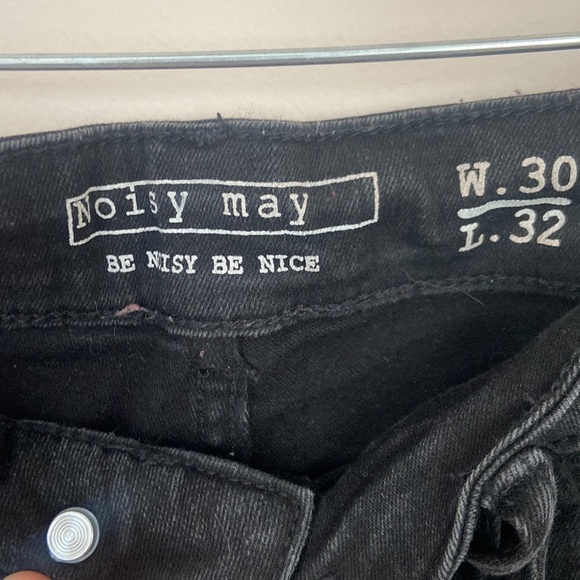 NOISY May Black Distressed Skinny Jeans - Picture 4 of 7